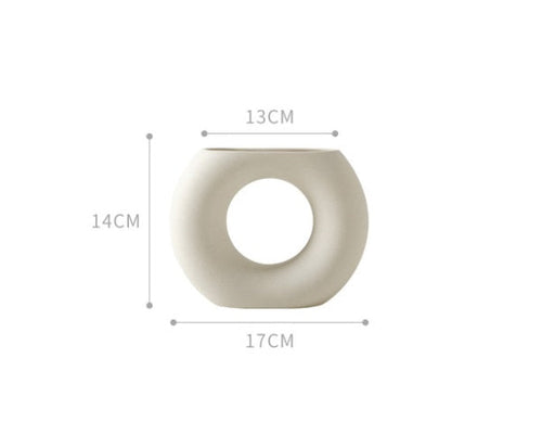 Quiet Form — Sculptural Nordic Ceramic Vase