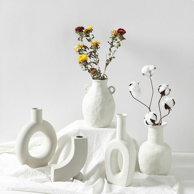 Quiet Form — Sculptural Nordic Ceramic Vase
