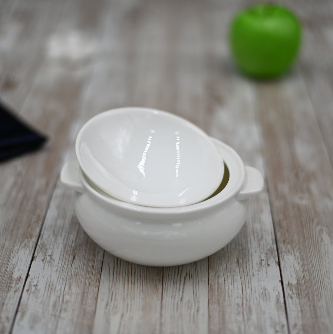 Sunday Roast — White Porcelain Baking Pot, 19 oz