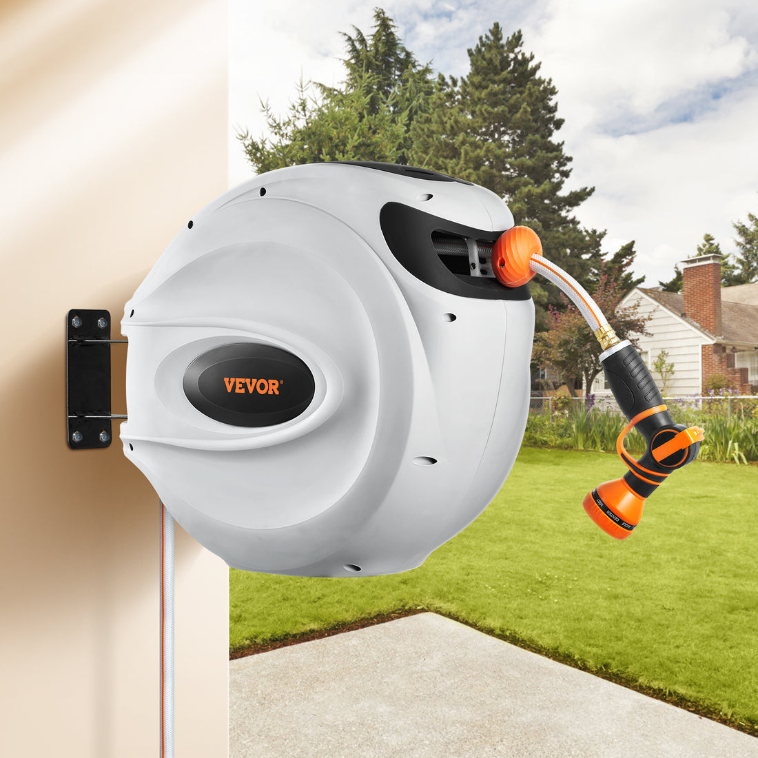 Garden Reel — Wall-Mounted Retractable Water Hose